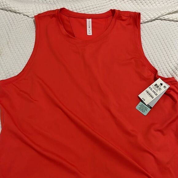 NWT- Ideology - XXL - Picture 3 of 6